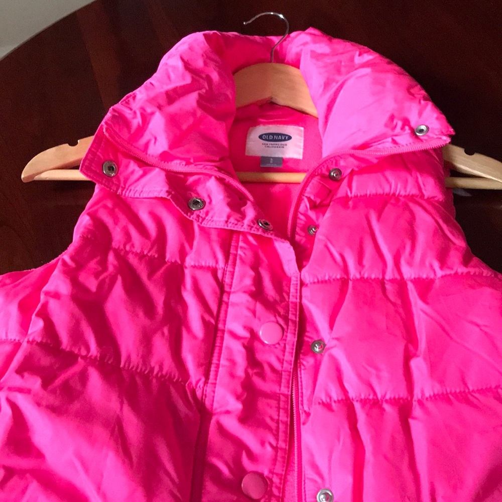Old Navy vest never worn size small